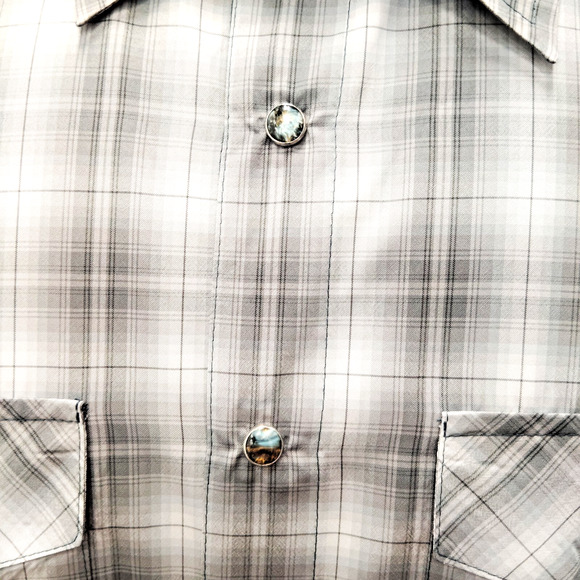 Kuhl Shirt Mens M Gray Plaid Double Pockets Hiking Outdoor Pearl Snap Button - Picture 4 of 7